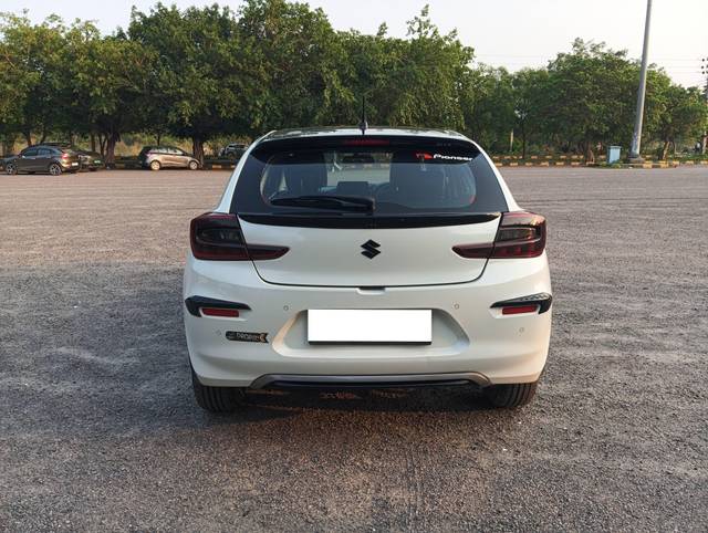 https://images10.gaadi.com/usedcar_image/4557526/original/processed_8d3fb6c9a4f670731cb1156f4c4d0fed.jpg?imwidth=6402
