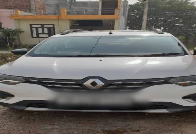https://images10.gaadi.com/usedcar_image/4557529/original/a4e5fa1b-4a33-4ffb-bcc1-2c46a9933472.?imwidth=6400