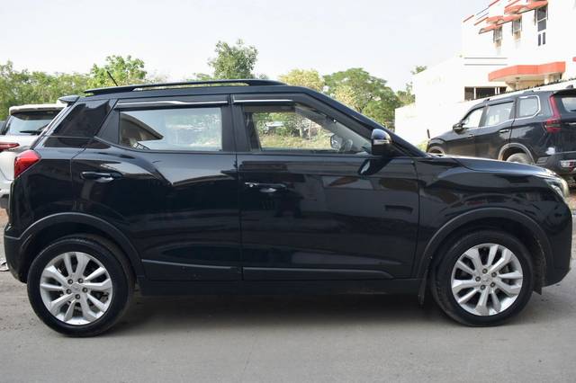 https://images10.gaadi.com/usedcar_image/4557537/original/413e43712d77132a0528451dc30d6211.jpg?imwidth=6401