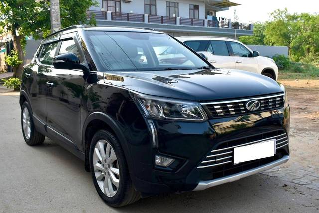 https://images10.gaadi.com/usedcar_image/4557537/original/processed_d6743b802fe7cc4d4efd55ff3d73cbb1.jpg?imwidth=6400