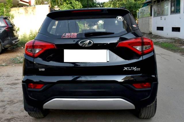 https://images10.gaadi.com/usedcar_image/4557537/original/processed_fb5bb3c4c1695587b7e2eb2b9f74fd69.jpg?imwidth=6402