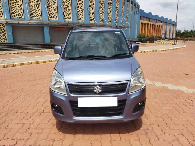 https://images10.gaadi.com/usedcar_image/4557542/original/processed_6ec57737392035bb674eb7eb499daabb.jpg?imwidth=6400