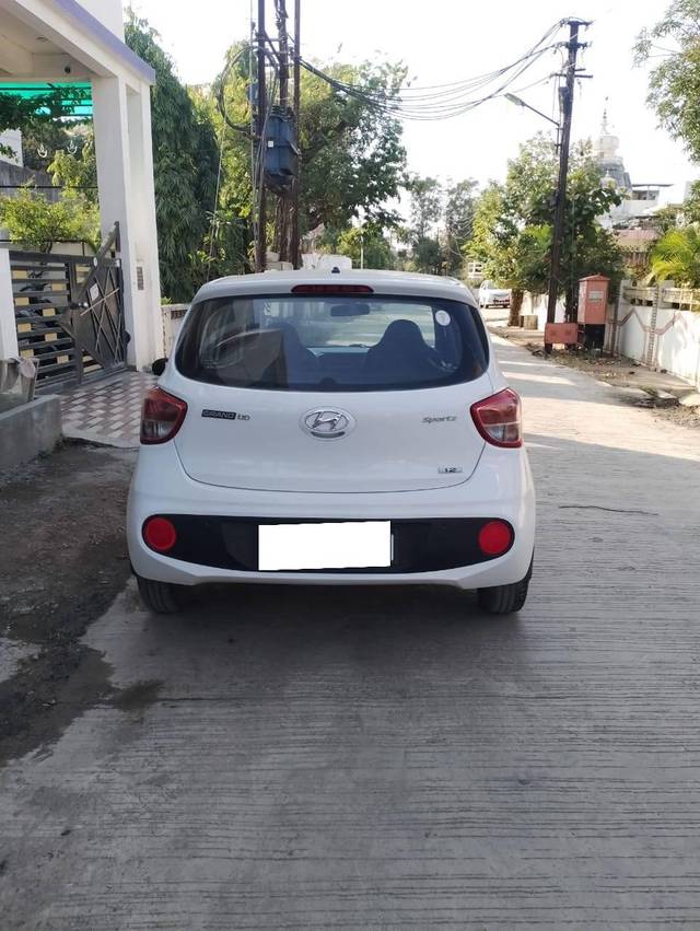 https://images10.gaadi.com/usedcar_image/4557548/original/processed_8efb34d6c057c75393ea51d5c6009eb2.jpg?imwidth=6402