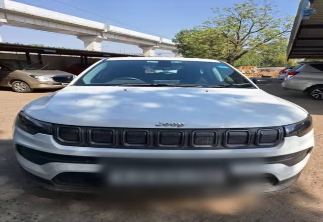 https://images10.gaadi.com/usedcar_image/4557551/original/2fa1a4c5-6b93-4671-9ce9-b3de8d869bdf.?imwidth=6400