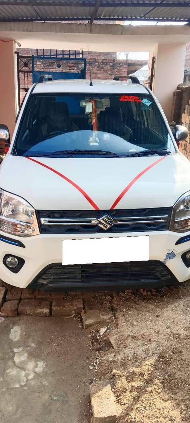 https://images10.gaadi.com/usedcar_image/4557563/original/processed_d12632e8a0160e4212d6aa764d5d2f32.jpg?imwidth=6401