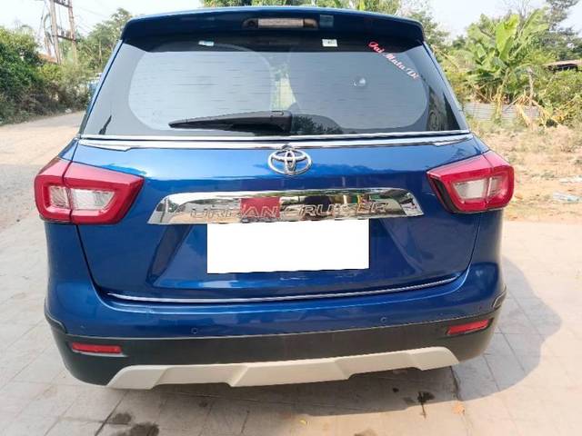 https://images10.gaadi.com/usedcar_image/4557592/original/processed_15976962-8c86-423f-8a22-7b9ee77d3b86.jpg?imwidth=6402