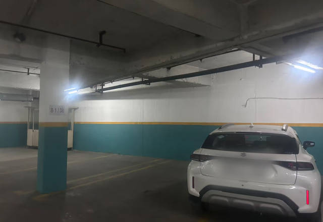 https://images10.gaadi.com/usedcar_image/4557635/original/3b9c4430-7aad-4021-b644-92c674f2cef1.?imwidth=6401