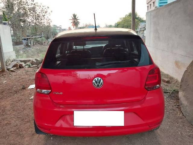 https://images10.gaadi.com/usedcar_image/4557652/original/processed_2abde844-a40c-4972-add7-2d41f4ee7510.jpg?imwidth=6401