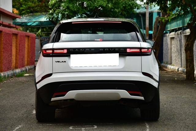 https://images10.gaadi.com/usedcar_image/4557655/original/processed_3ae2d37326b002a49d7d18a455ff49cf.jpg?imwidth=6402