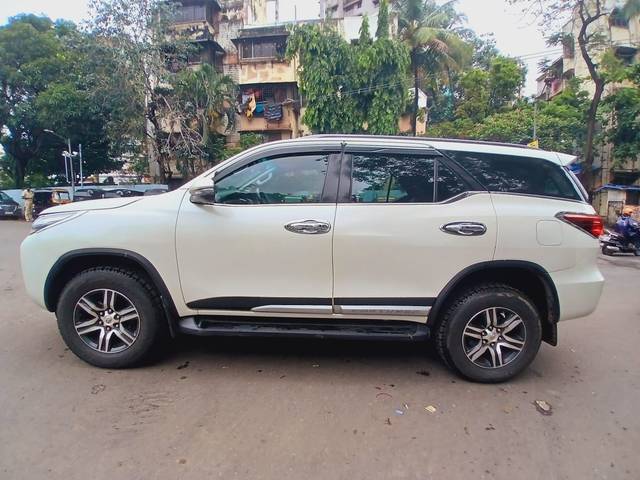 https://images10.gaadi.com/usedcar_image/4557657/original/d7bc976b2125f0498fe007ad1757ceff.jpg?imwidth=6400