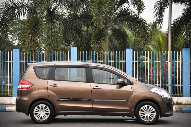 https://images10.gaadi.com/usedcar_image/4557662/original/a9322a5bf640340ac761197da237502f.jpg?imwidth=6401