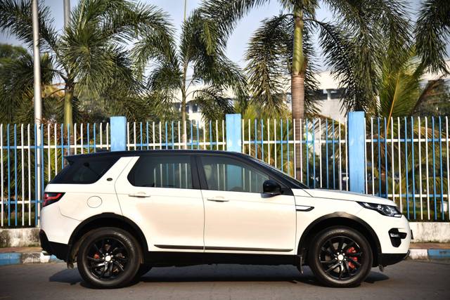 https://images10.gaadi.com/usedcar_image/4557663/original/processed_47c03b7e706af38a2da6078d277d4580.jpg?imwidth=6401