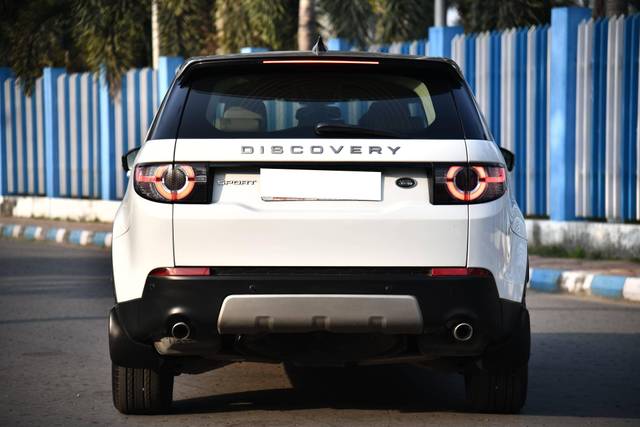 https://images10.gaadi.com/usedcar_image/4557663/original/processed_c2bb16f4fd1f3a2b39d4d72708ffbd2c.jpg?imwidth=6402