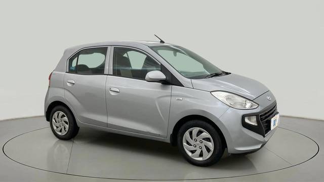 https://images10.gaadi.com/usedcar_image/4557682/original/c235a15da4e7269e7aa063e044dadfeb.jpg?imwidth=6400