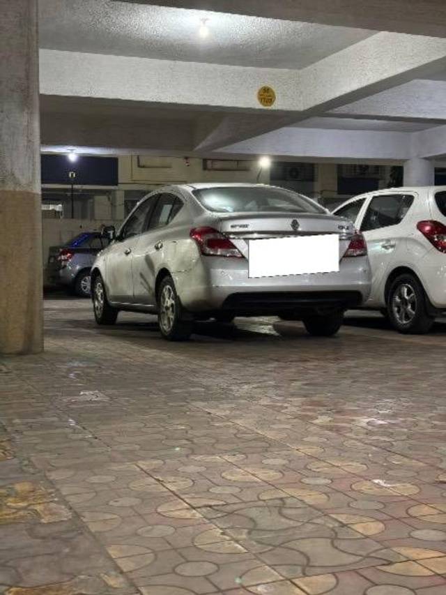 https://images10.gaadi.com/usedcar_image/4557697/original/processed_3a9d0da0-3426-4c59-ac4a-9c023d8de6f8.jpeg?imwidth=6401