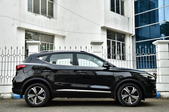 https://images10.gaadi.com/usedcar_image/4557702/original/6c7376070b08fde0f31663b117cc41cd.jpg?imwidth=6401
