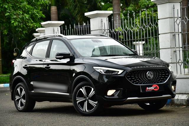 https://images10.gaadi.com/usedcar_image/4557702/original/processed_ddd38961d0ffe1a41a834c92014e77bb.jpg?imwidth=6400
