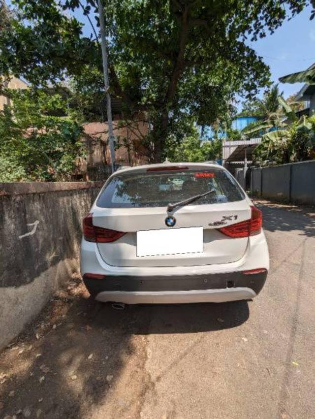 https://images10.gaadi.com/usedcar_image/4557704/original/processed_a41dfe51-4cb8-47f1-862d-bfe4ffa14651.jpg?imwidth=6402