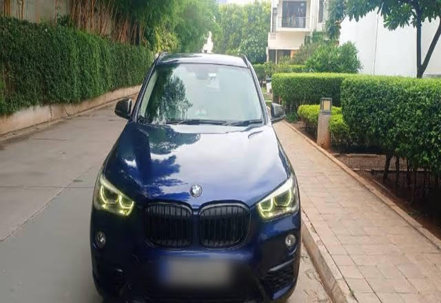 https://images10.gaadi.com/usedcar_image/4557747/original/b5a14c05-183b-4576-a3f3-c16d32f52be5.?imwidth=6400