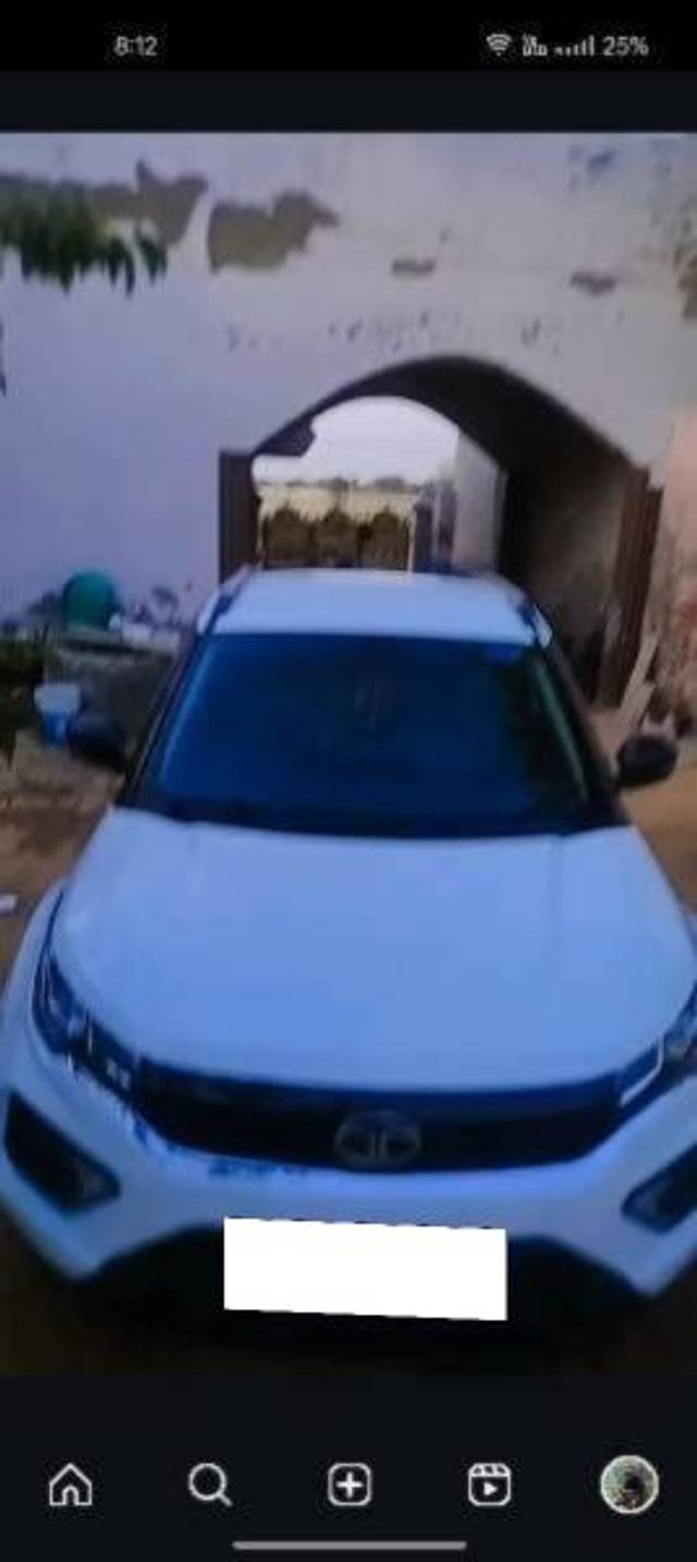 https://images10.gaadi.com/usedcar_image/4557760/original/processed_c6242b2b-1f4d-4195-80dd-5d59030bfdf1.jpg?imwidth=6400