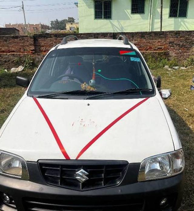 https://images10.gaadi.com/usedcar_image/4557769/original/processed_3780f33e-f575-48aa-b414-0ee92f62d276.jpeg?imwidth=6402