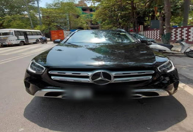 https://images10.gaadi.com/usedcar_image/4557775/original/0fd3b092-6217-4f25-bef8-f6d24ee7d313.?imwidth=6400