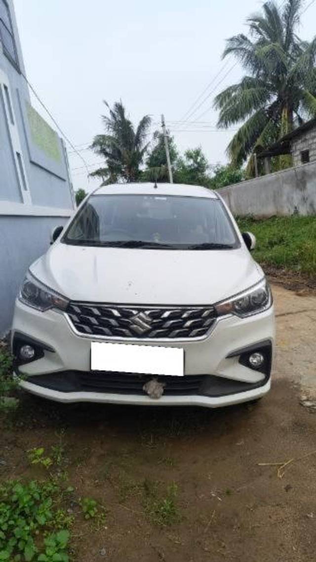 https://images10.gaadi.com/usedcar_image/4557791/original/processed_fac4697c-d571-46e3-870d-eb9e4b3cf3fb.jpg?imwidth=6400