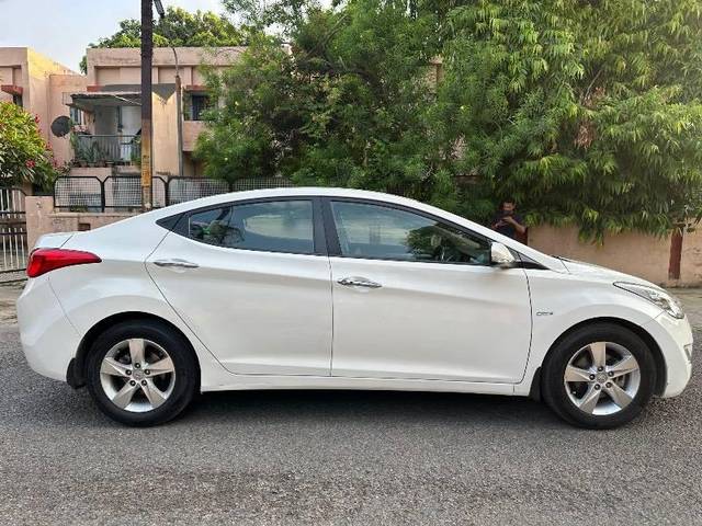 https://images10.gaadi.com/usedcar_image/4557837/original/processed_2b84408a-6ebf-46f3-b187-46106308afa0.jpeg?imwidth=6401