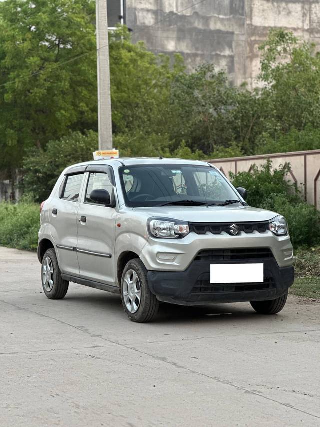 https://images10.gaadi.com/usedcar_image/4557838/original/processed_ea30942e642914bd8cb9c8517bd40b6a.jpg?imwidth=6400