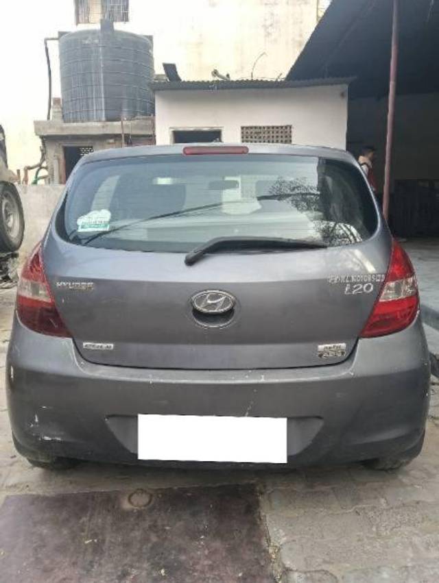 https://images10.gaadi.com/usedcar_image/4557839/original/processed_c148441c-0dfa-4d30-80ae-277005a20d51.jpg?imwidth=6401