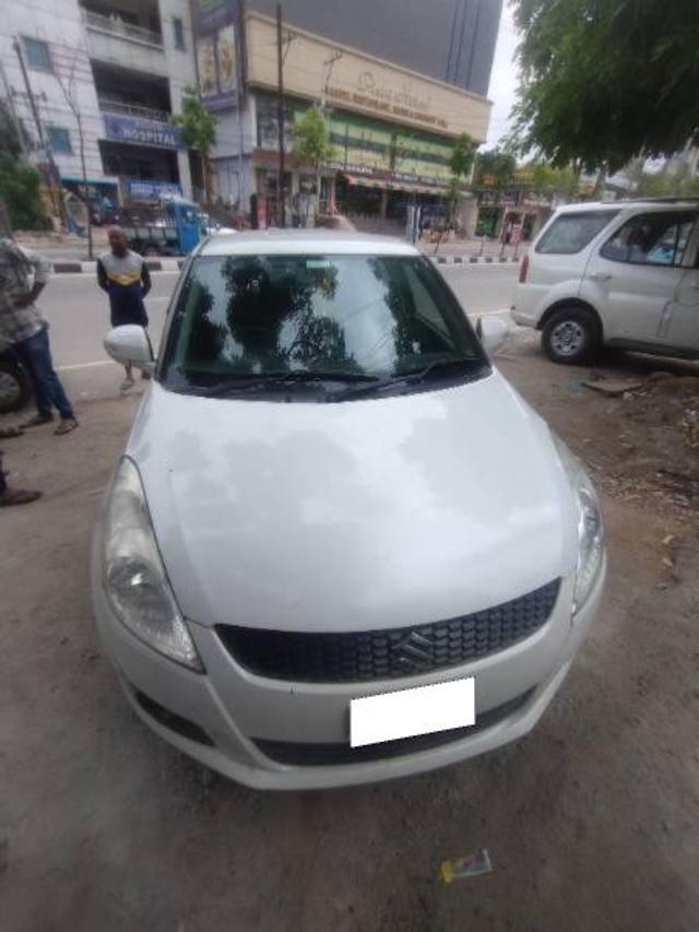 https://images10.gaadi.com/usedcar_image/4557840/original/processed_42365264-af4e-40d2-8f6d-b47d941ec097.jpg?imwidth=6400