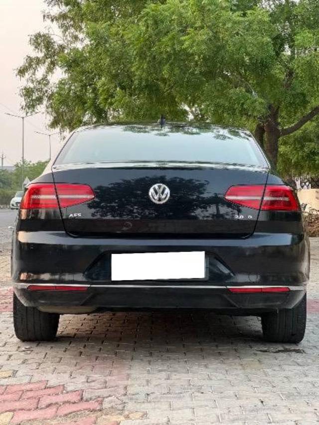 https://images10.gaadi.com/usedcar_image/4557877/original/processed_fb4c9d90-35d8-434a-8100-db0dfc62914b.jpeg?imwidth=6401