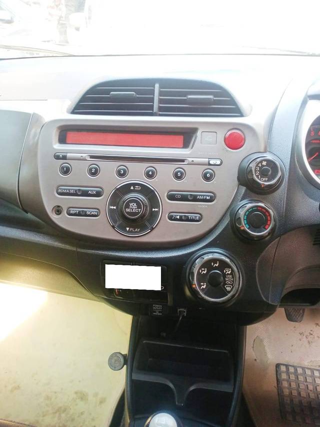 https://images10.gaadi.com/usedcar_image/4557888/original/processed_95018b6c77de6c6aeed53144a6816d0c.jpg?imwidth=6401