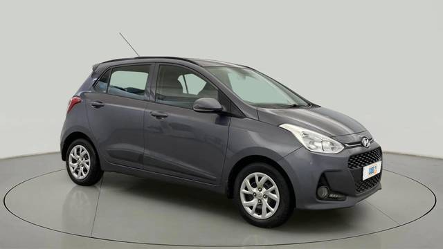 https://images10.gaadi.com/usedcar_image/4557905/original/b092cbab6c336bed8dbaea3fb55153a6.jpg?imwidth=6400