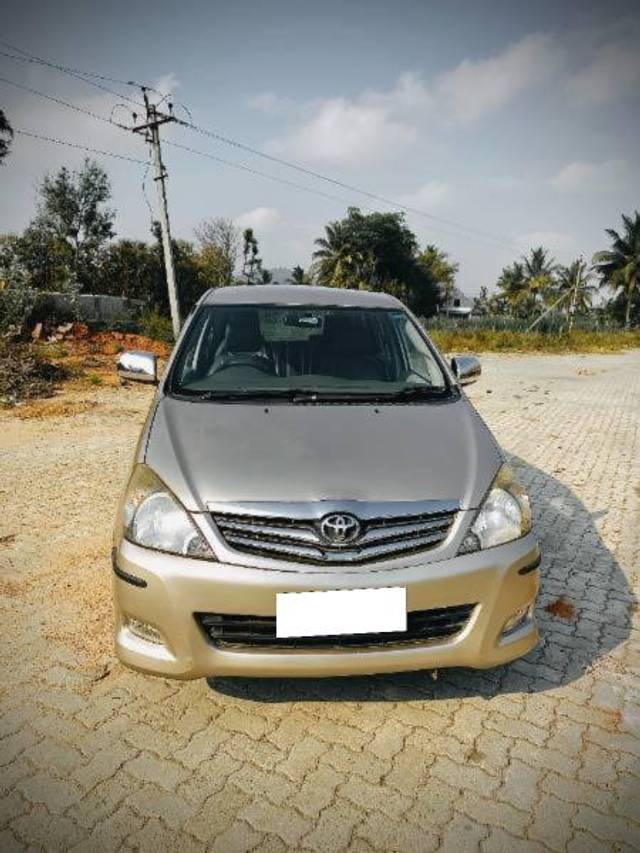 https://images10.gaadi.com/usedcar_image/4557947/original/processed_bcf9a944-52ad-4581-9976-c754b6884865.jpg?imwidth=6402