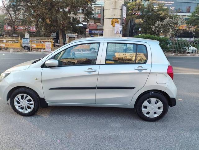 https://images10.gaadi.com/usedcar_image/4557948/original/processed_7649873dd1396c2dea91dd95ff05fc19.jpg?imwidth=6402