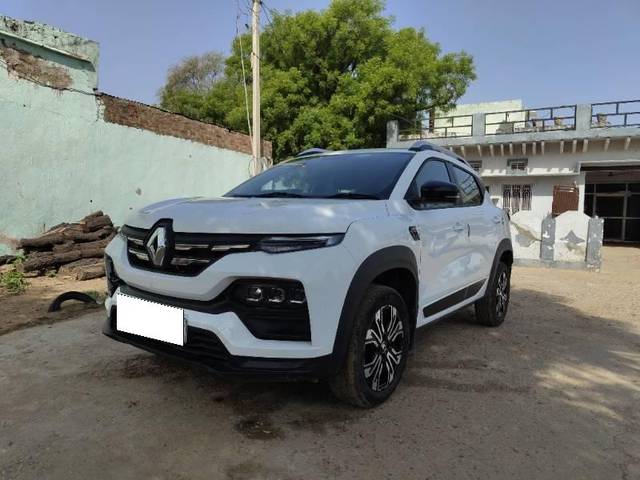 https://images10.gaadi.com/usedcar_image/4557960/original/processed_c7637066-b8a7-47f2-8e92-ff5de093e3b6.jpg?imwidth=6400