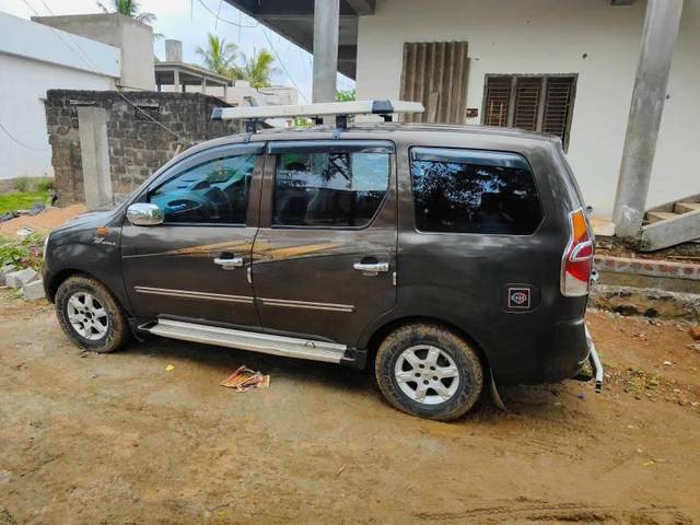 https://images10.gaadi.com/usedcar_image/4557963/original/processed_10bf43f7-afc9-41e8-8e37-5b2000385236.jpg?imwidth=6400