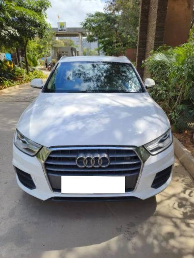 https://images10.gaadi.com/usedcar_image/4557973/original/processed_041698f5-4c9f-4770-8775-720014d48e54.jpg?imwidth=6400