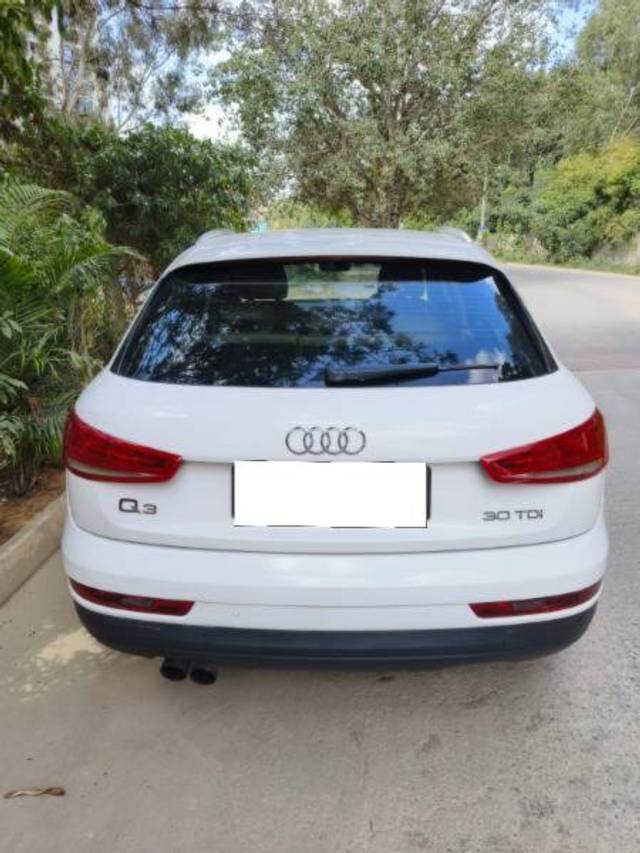 https://images10.gaadi.com/usedcar_image/4557973/original/processed_b1e6a778-d452-4200-ac38-4020efbb39bc.jpg?imwidth=6402