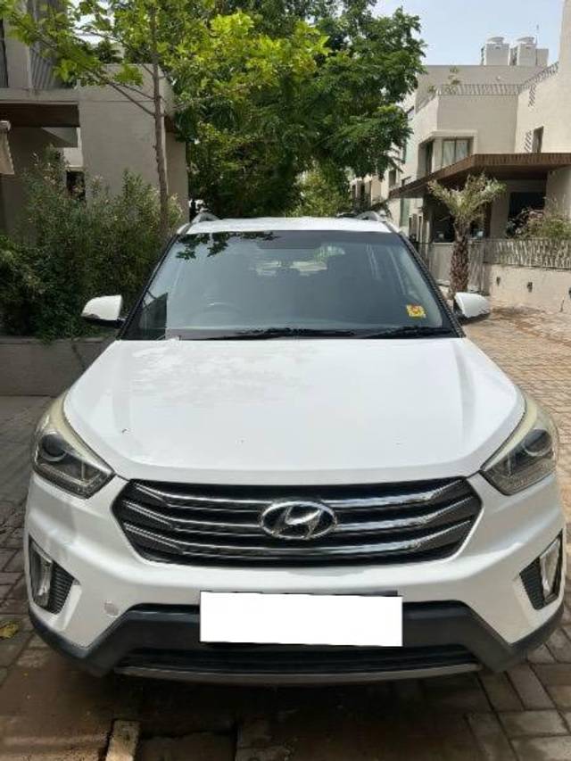 https://images10.gaadi.com/usedcar_image/4557992/original/processed_27871e07-22d7-4e2e-92a0-ae31db1da12b.jpeg?imwidth=6402