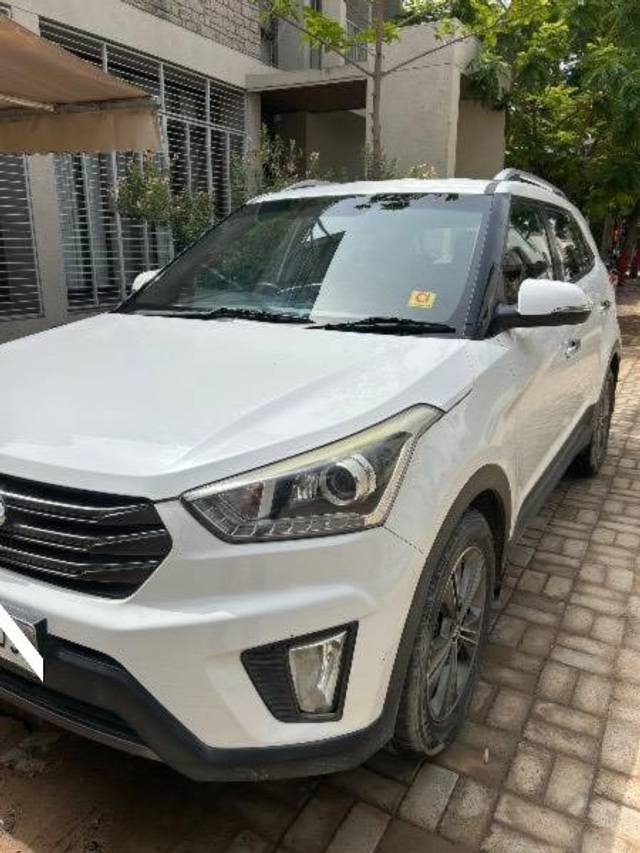 https://images10.gaadi.com/usedcar_image/4557992/original/processed_6e7dbd95-bee7-4f70-a33f-32d46a44f911.jpeg?imwidth=6400