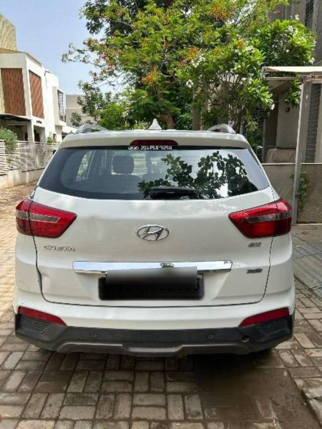 https://images10.gaadi.com/usedcar_image/4557992/original/processed_b5d431b3-94b7-4246-aefb-10579e03f15c.jpeg?imwidth=6401
