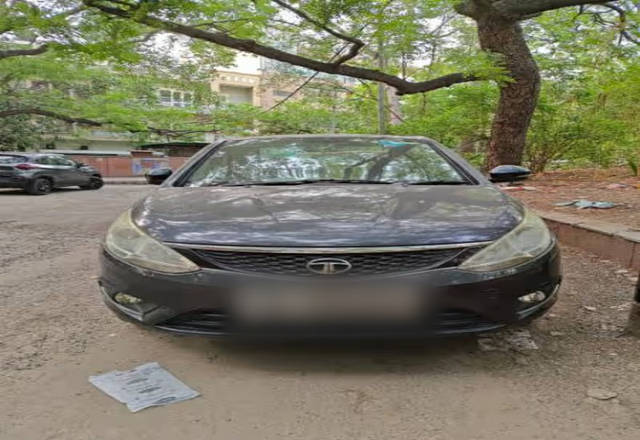 https://images10.gaadi.com/usedcar_image/4558004/original/9dc7cfa5-fec3-4b1d-96dd-b88f11f5f3fd.?imwidth=6400