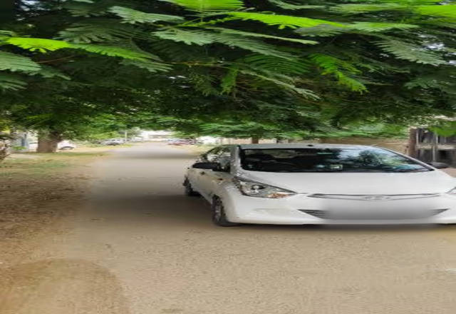 https://images10.gaadi.com/usedcar_image/4558043/original/e1d547ab-5f19-4712-aad0-3498627a0c7a.?imwidth=6400