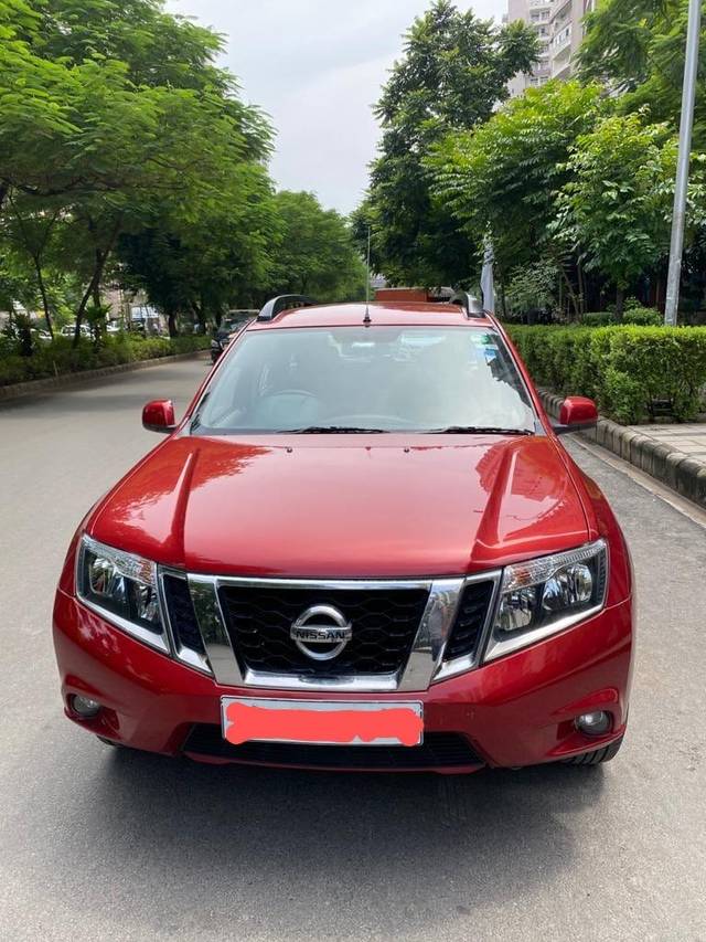https://images10.gaadi.com/usedcar_image/4558069/original/5a42bb87-3181-4fd5-8cf9-d24e00703d2d.jpg?imwidth=6400