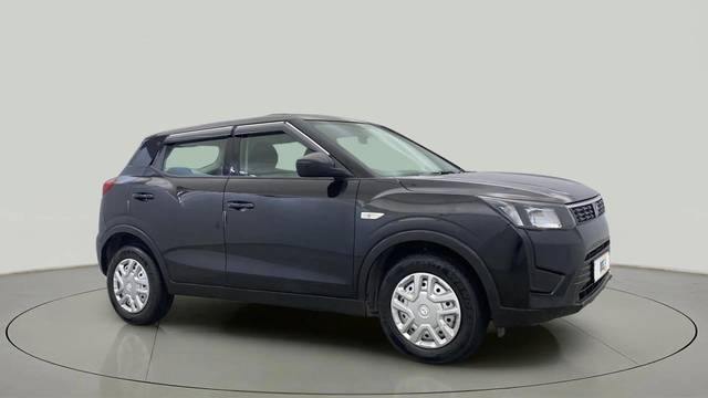 https://images10.gaadi.com/usedcar_image/4558080/original/8468feea6d695aa0d38c5a2f5175a30a.jpg?imwidth=6400