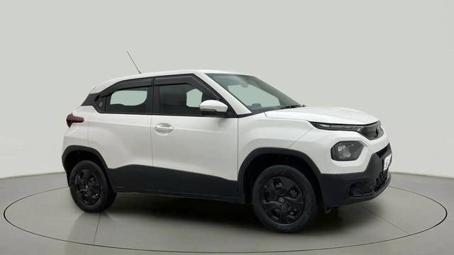 https://images10.gaadi.com/usedcar_image/4558097/original/4cd14251bf0ff266632eee6601ecdf8f.jpg?imwidth=6400