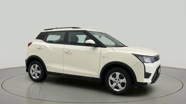 https://images10.gaadi.com/usedcar_image/4558132/original/bd7918900fff138ad256ab8bfc7fd0f2.jpg?imwidth=6400