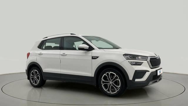https://images10.gaadi.com/usedcar_image/4558172/original/20cf8345d960e39cbed8a4a18f7a8dfd.jpg?imwidth=6400